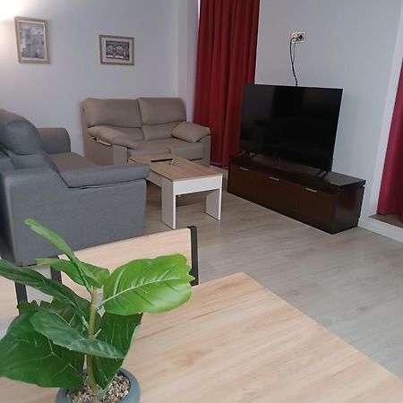 Apartamentos Turisticos Avila Puerta Del Puente 1-3 المظهر الخارجي الصورة