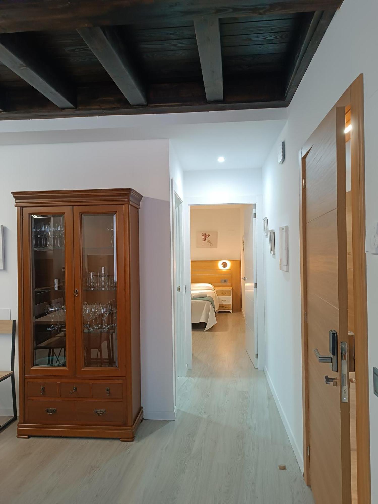 Apartamentos Turisticos Avila Puerta Del Puente 1-3 المظهر الخارجي الصورة